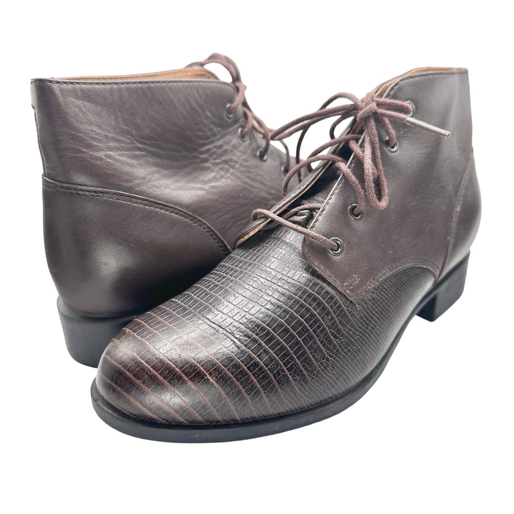 Ariat | Women | Bancroft Lizard Skin Emboss Leather Lace Up Ankle Booties | 7 B